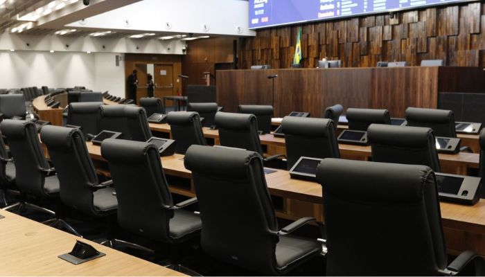  Proposições legislativas sobre IA favorecem controle e vigilância 